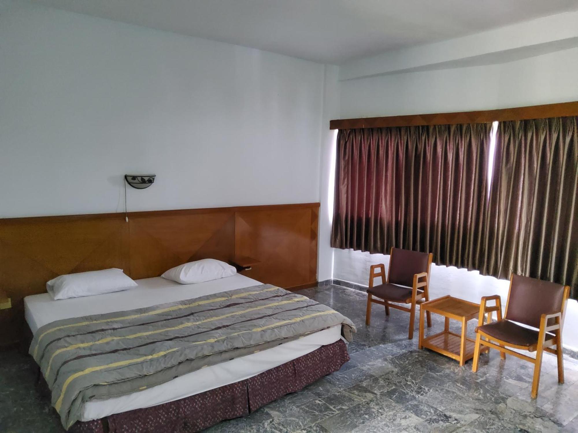 Hotel Kumala Samudra Cikakak 外观 照片