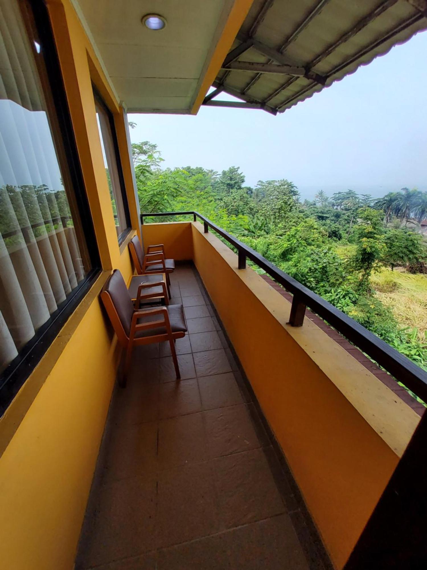 Hotel Kumala Samudra Cikakak 外观 照片
